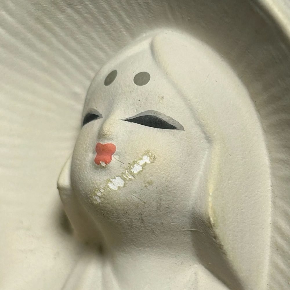 Japanese 6.5” Hakata Doll Geisha in Kimono w Gold Accents & Plum Blossom Painted - Picture 5 of 15